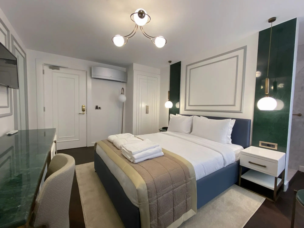 Pera Rasso Hotel