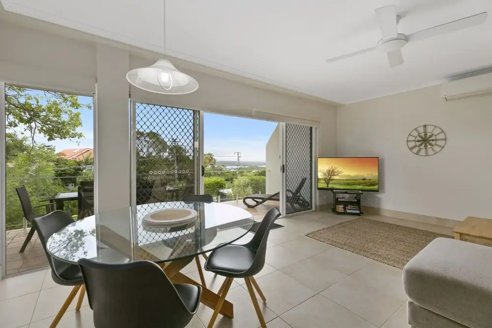 Charming Noosa Heads Apartment; Laguna Bay Views - Unit 6 Taralla 18 Edgar Bennett Avenue