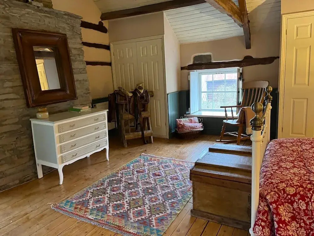 The Hillis Farmhouse - 6 Bed - Sleeps 11 - Pets