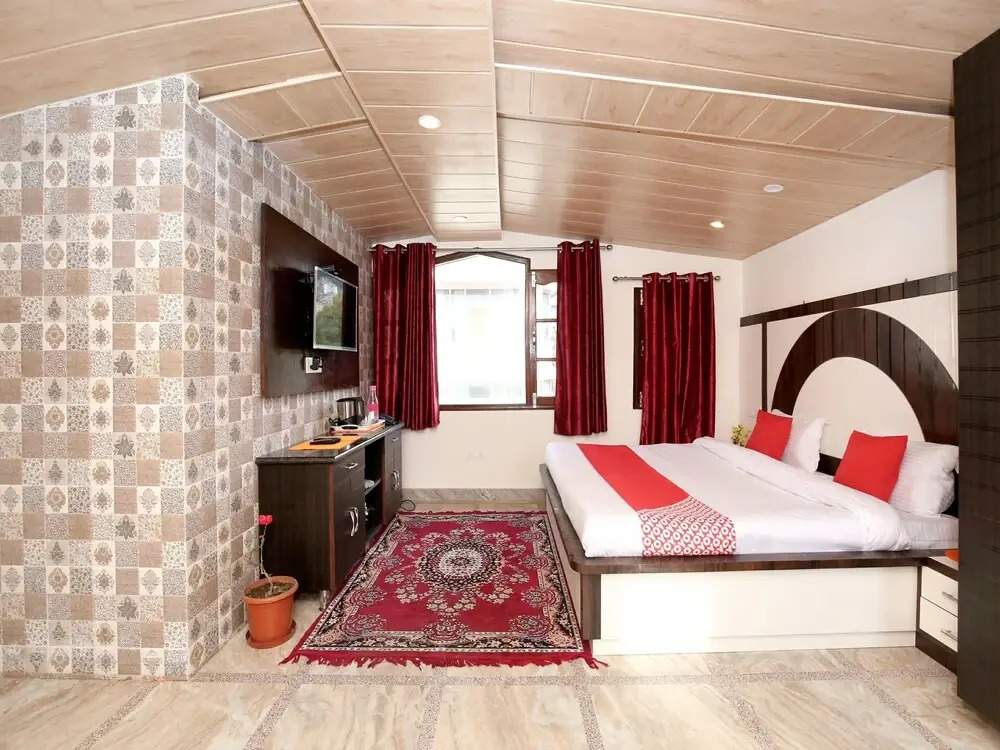 OYO 11904 Home Cottage Stay Sec 6