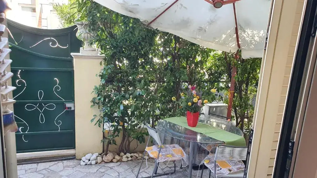 Vicino al Mare "IL MERLO 2"