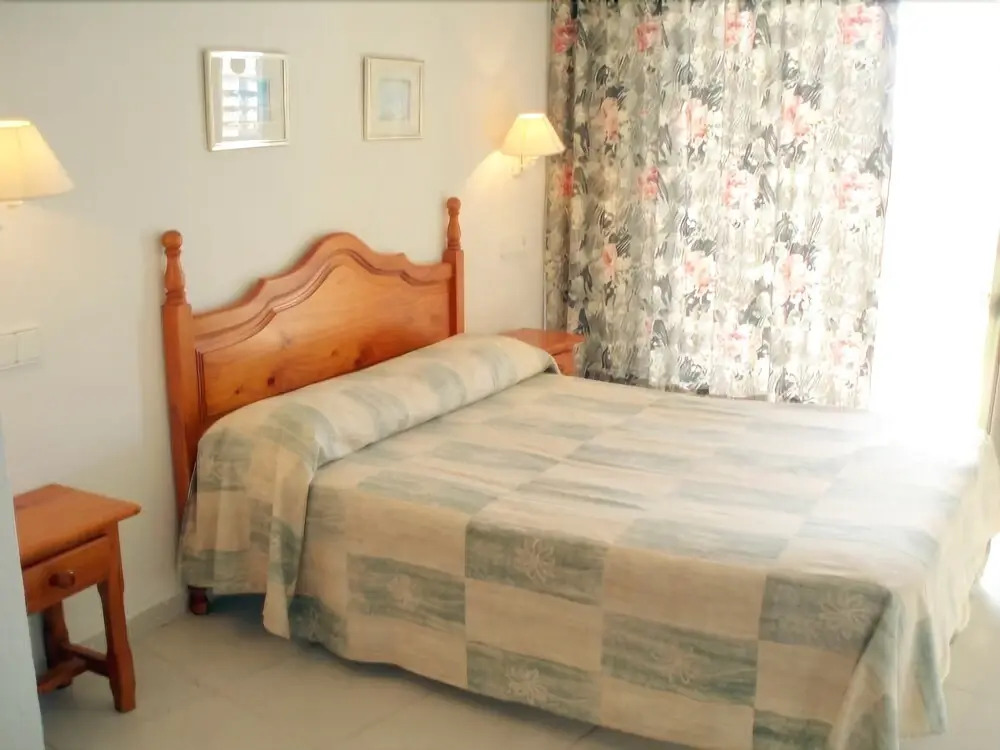 Apartamentos Royal 24