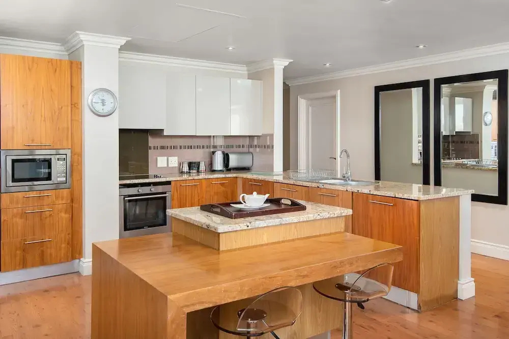 607 Cape Royale Luxury Apartments
