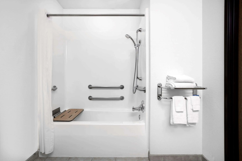 Microtel Inn & Suites by Wyndham Mankato