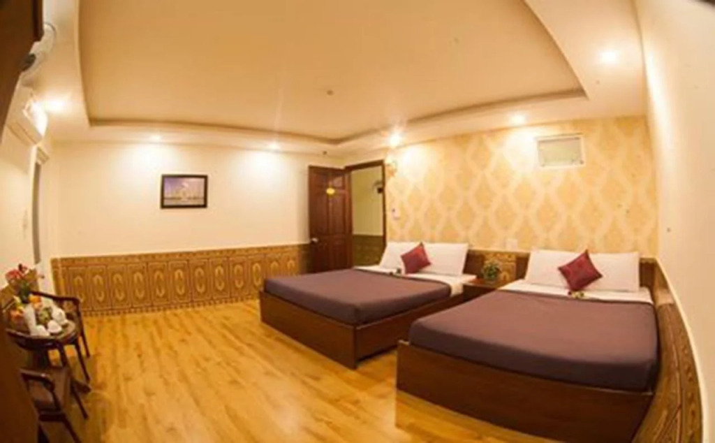Luu Ly Hotel