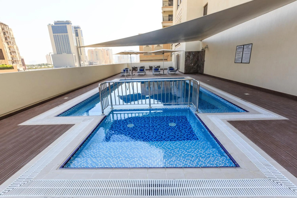 S19 Hotel-Al Jaddaf Metro Station
