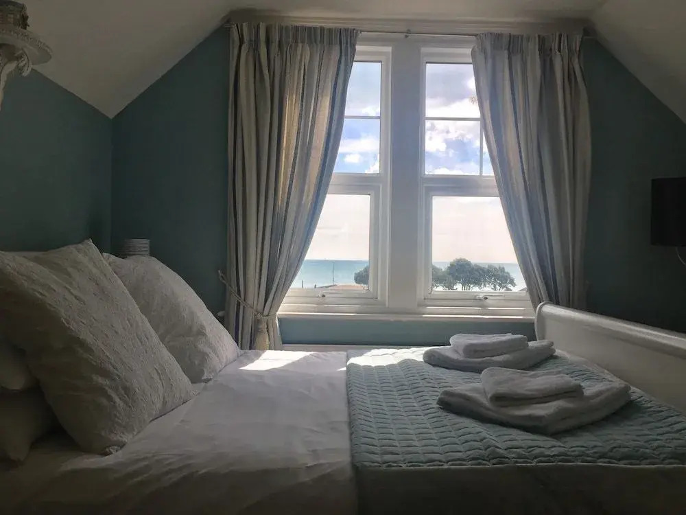 Coast Guest House Accommodation Eastbourne