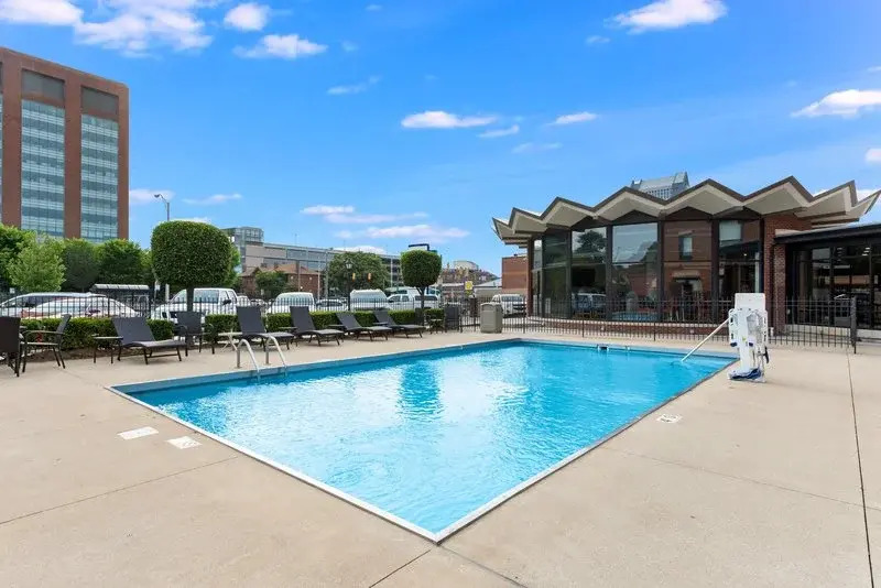 Comfort Inn & Suites Downtown