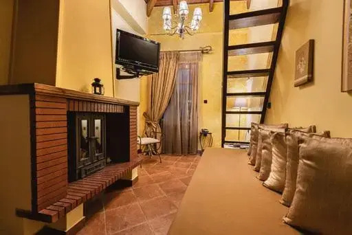 Celena Maisonettes
