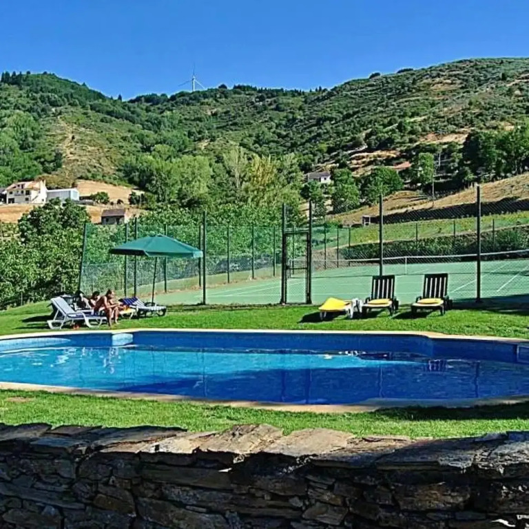 House With 3 Bedrooms in Macedo de Cavaleiros, With Wonderful Mountain View, Private Pool, Enclosed Garden Near the Beach