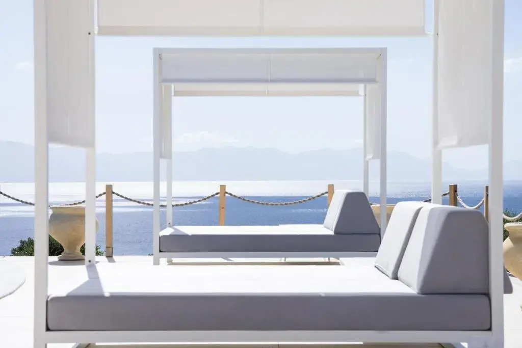 WHITE DONKEY BOUTIQUE Hotel