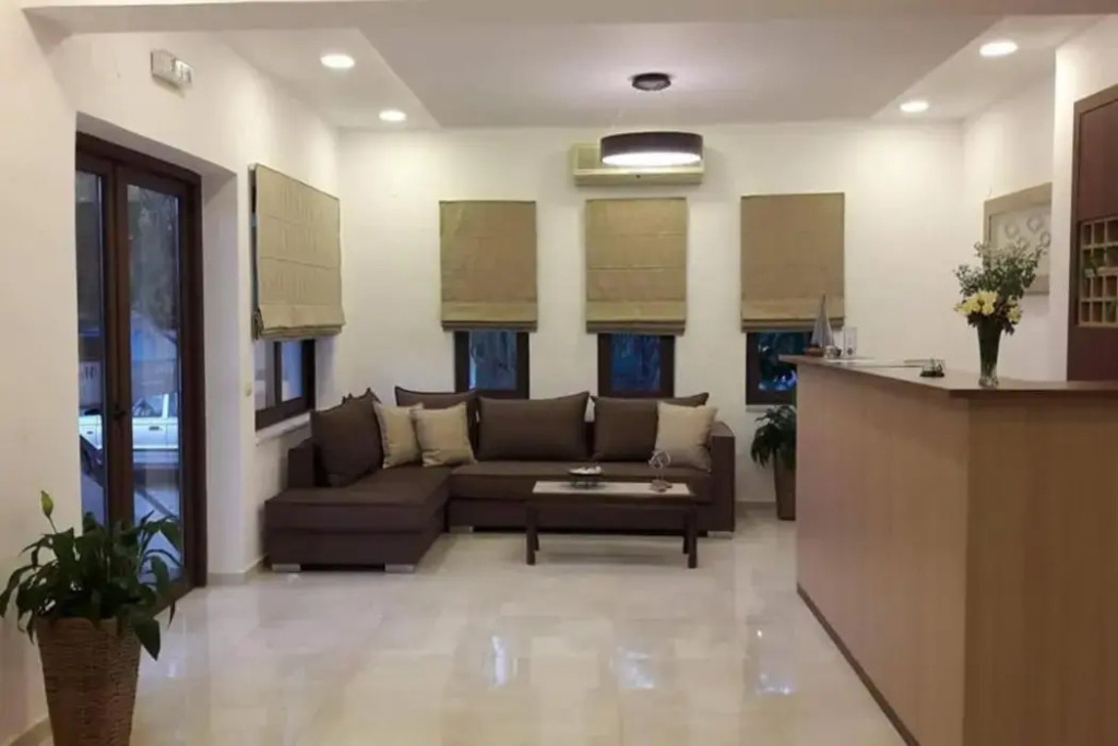 Hotel Aghas