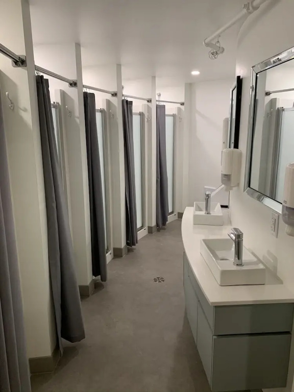 Auberge Jeunesse QBEDS Hostel