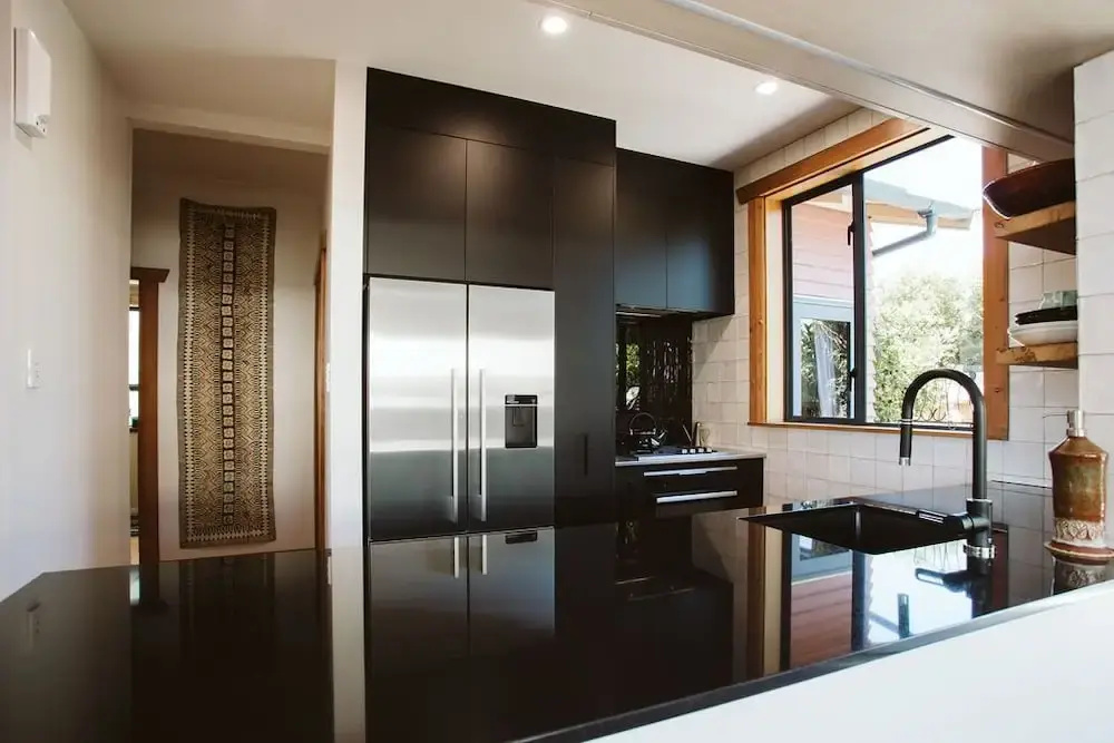 WOW On Weymouth - Prime Inner City Location