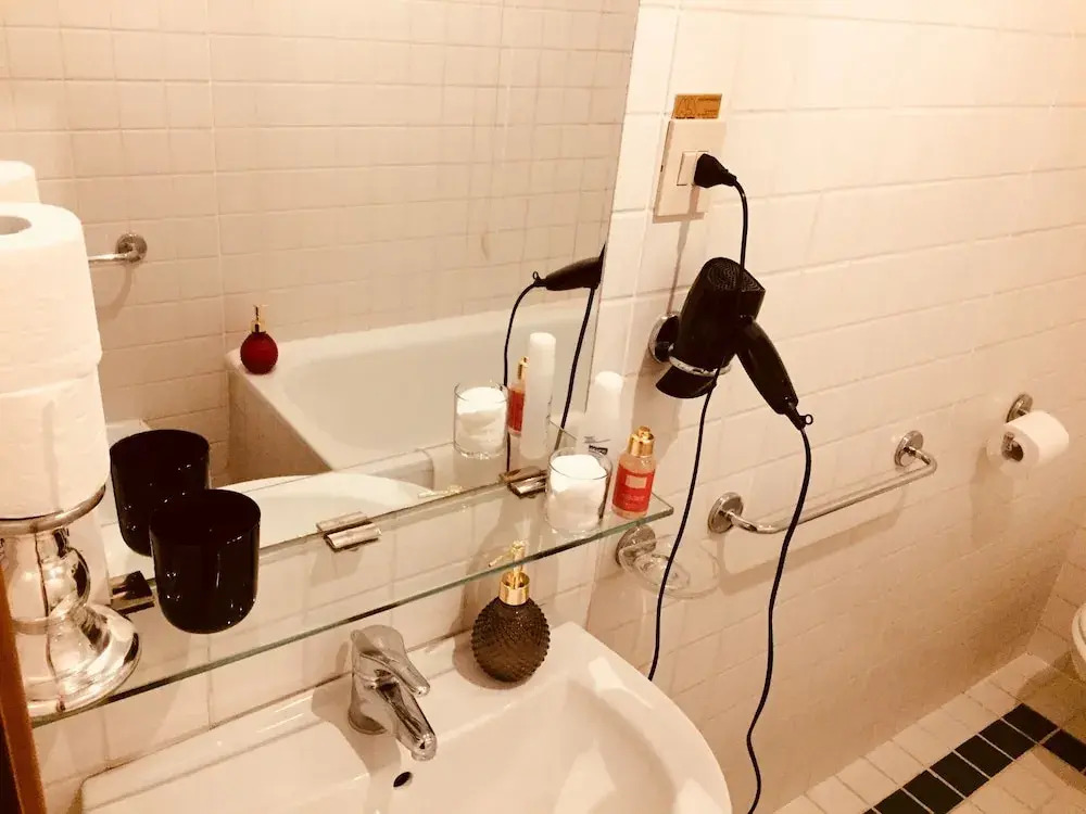 Hesperia Apartment