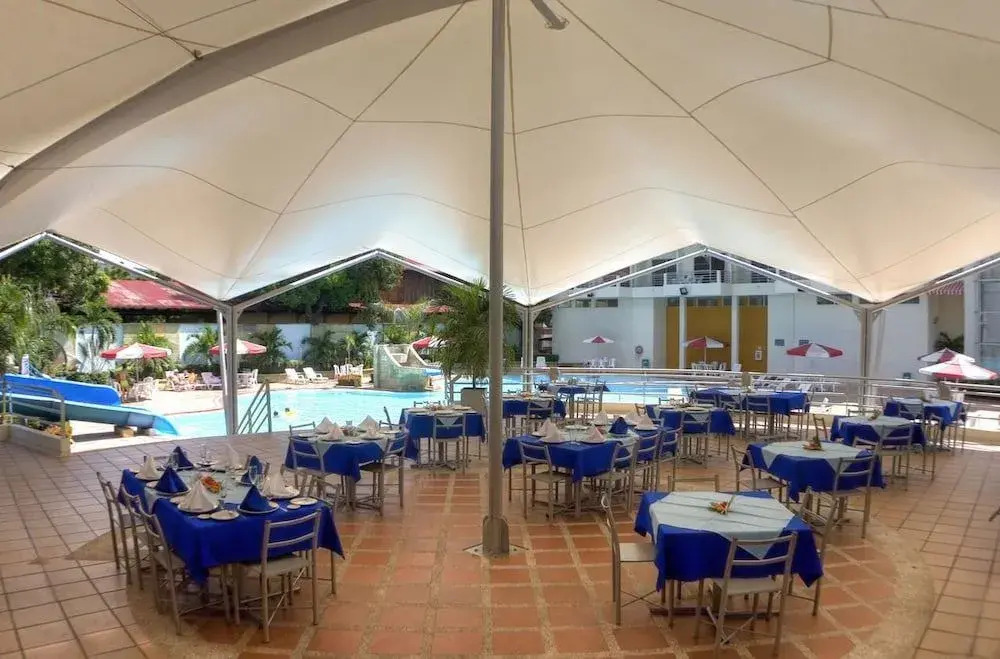 Hotel Los Puentes Comfacundi