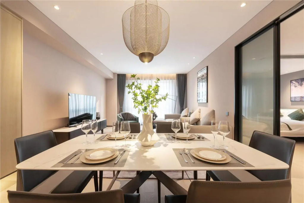 Cresasia Residence