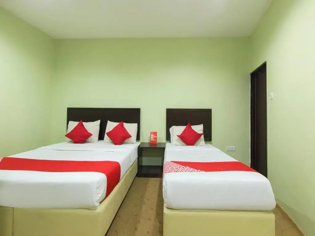 OYO 1102 Amani Hotel