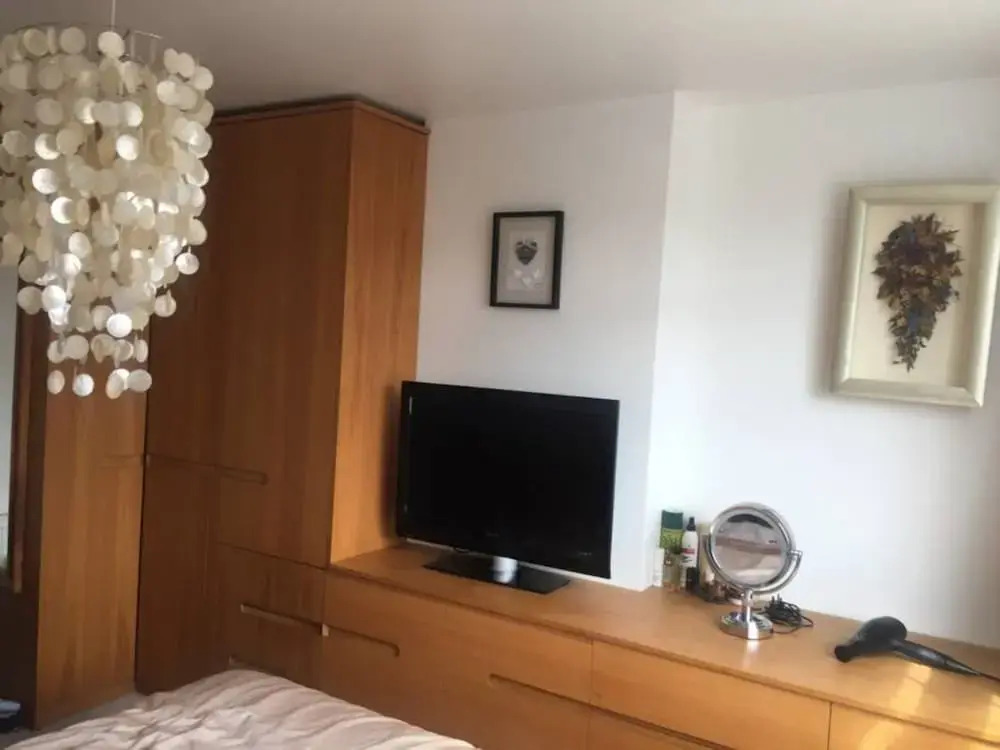 Comfortable 2 Bedroom House in Oxford