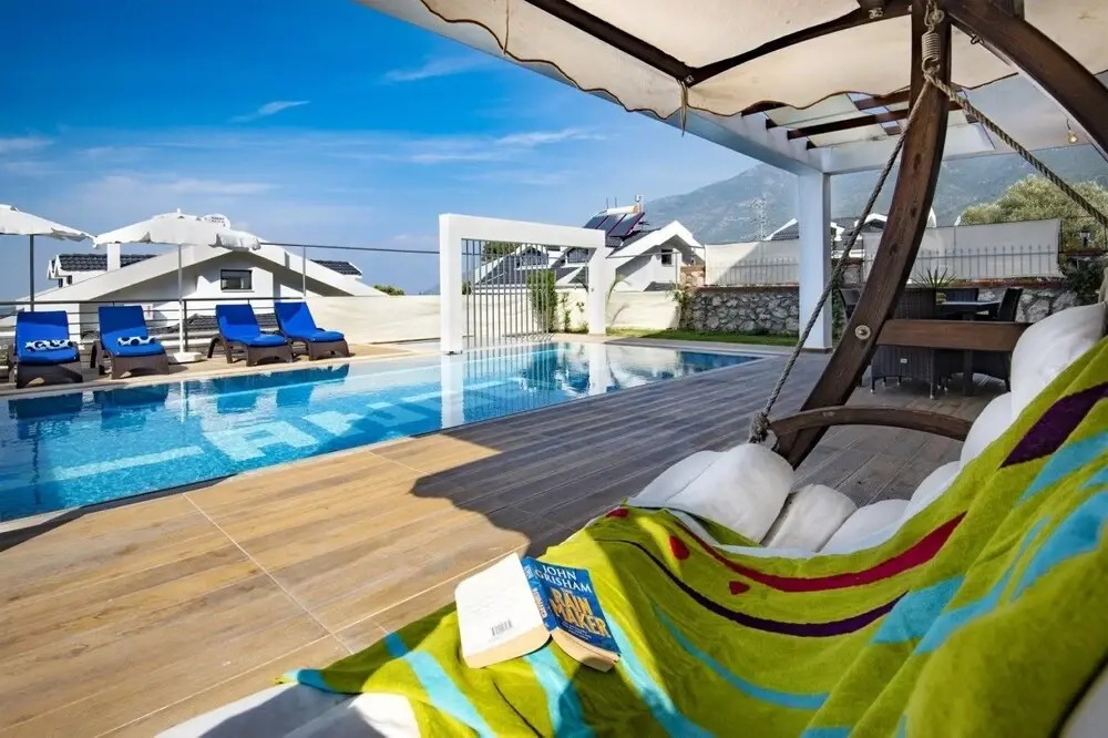 Angel Prestige Villa B by Angel Rentals
