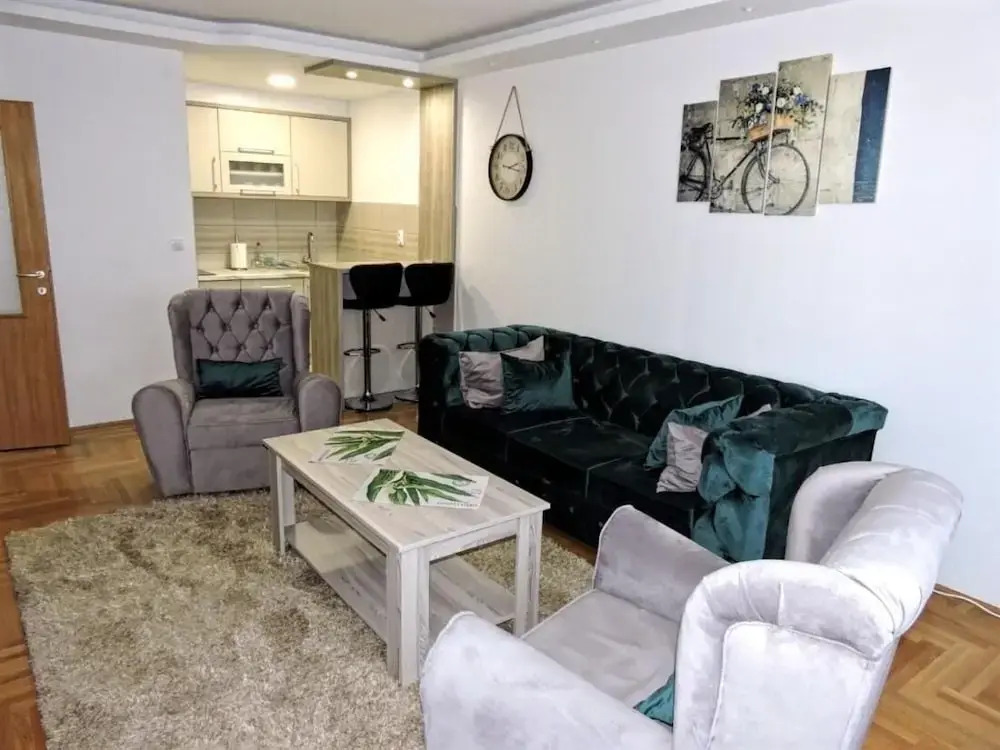 Apartman 1 Lux S V Istocno Sarajevo Lukavica Hilandarska Centar