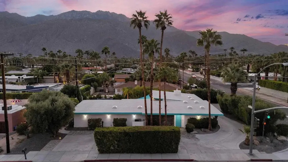 Vibrant Palm Springs Getaway w/ Pool, BBQ & Modern Design Taylor House by Avantstay