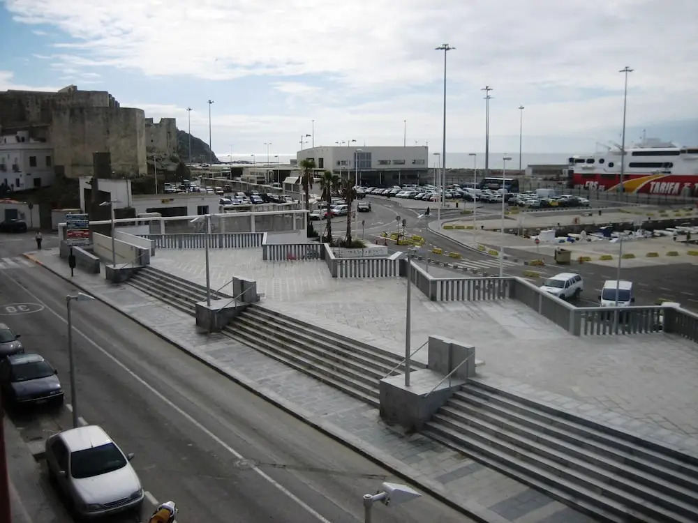Livingtarifa - Apartamento en el centro con garaje