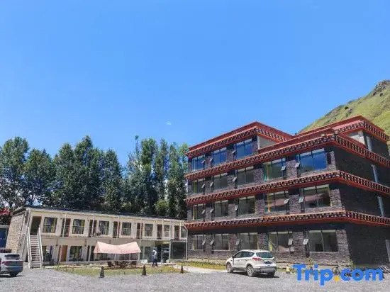 Xinduqiao Konglan Mountain Lane Homestay