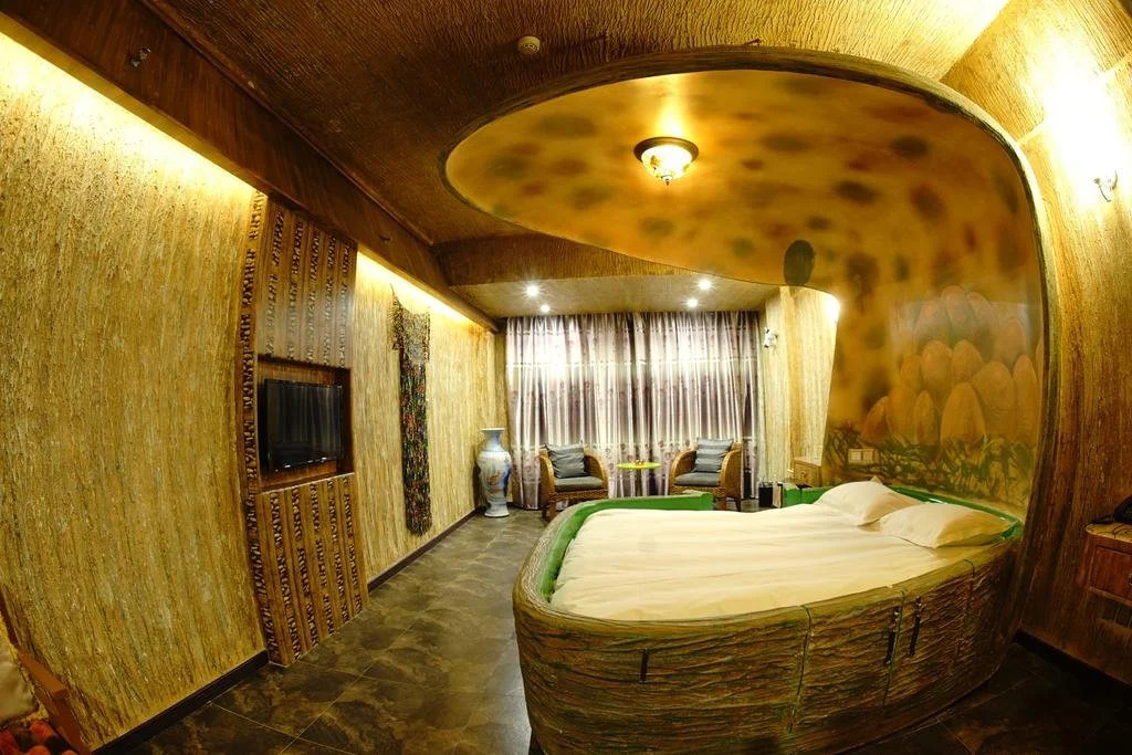 DREAM COLOR Theme Hotel