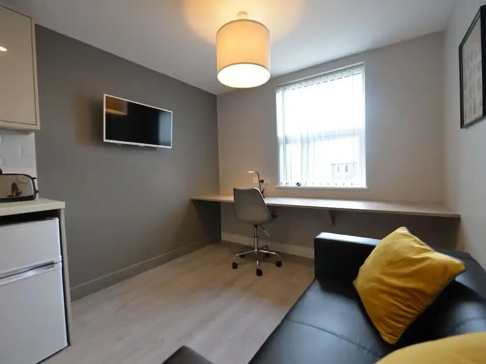 Simplistic Apartment in Coventry Near the Skydome Arena