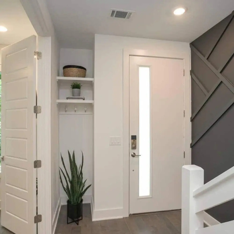 Spacious 4BR Minutes From Broadway- Sleeps 14