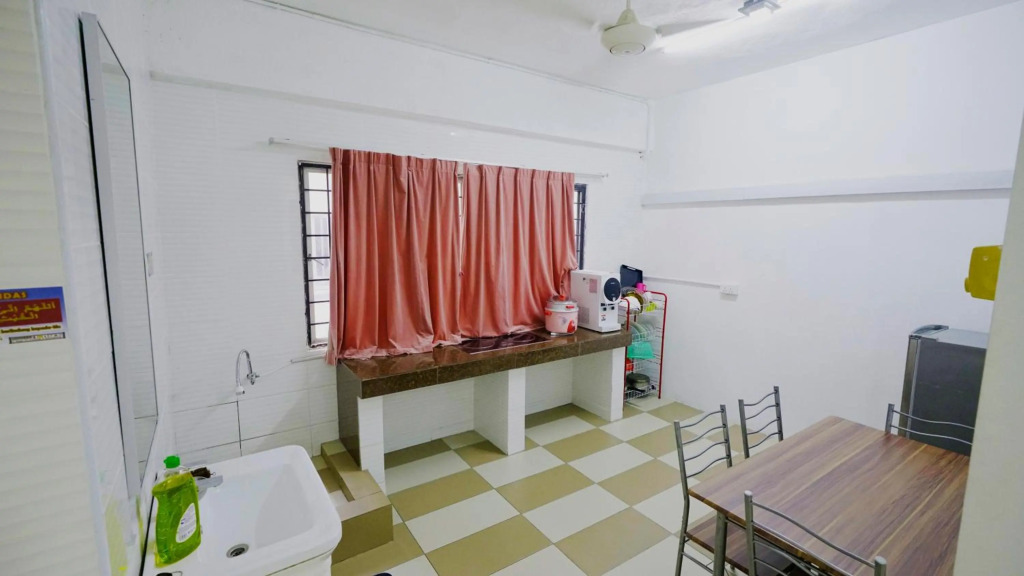 Pak Long Homestay