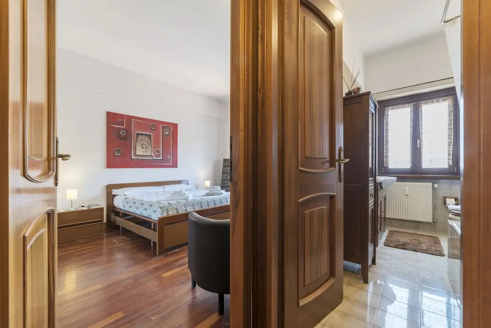 Portaportese Wooden Flat