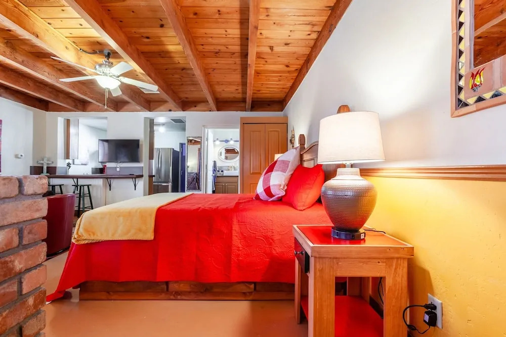 Casita Del Sol Charming Private Studio Studio Bedroom Cabin by RedAwning