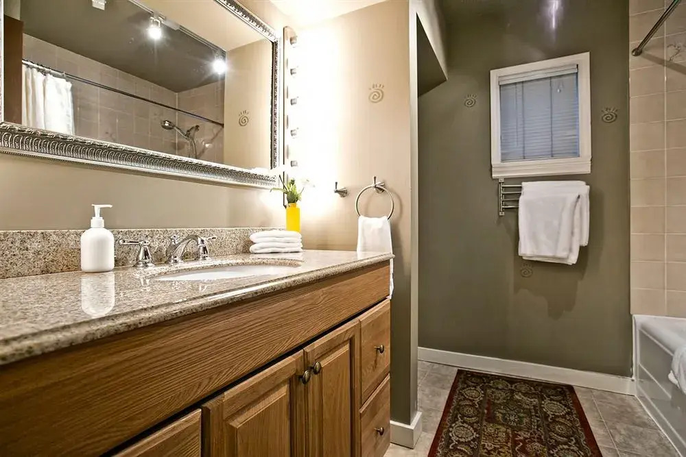 Alma Beach Suites