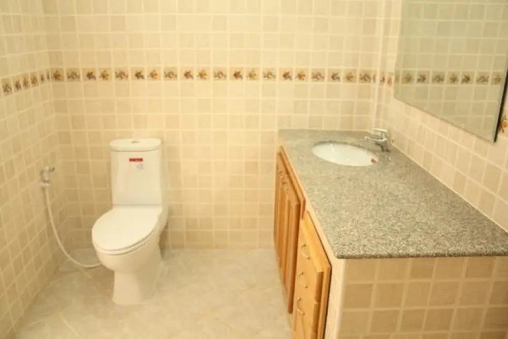 Lovely House With Access to Large Swimming Pool and Near Chalong Pier Num001
