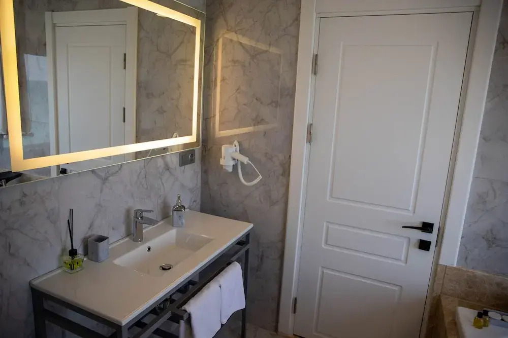 Beyaz Ev Hotel & Restaurant