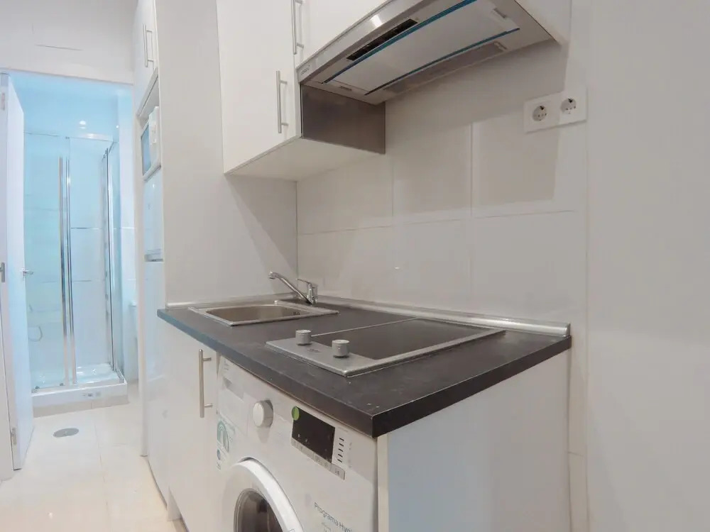 Apartamento interior en bajos cercano al parque Olof Palme AP2