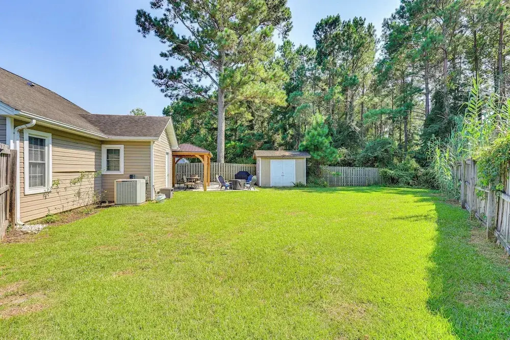 Wilmington Family Home: 6 Mi to Wrightsville Beach