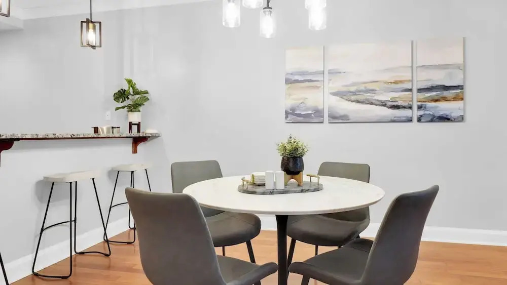 3 Suites Walkable Historic District Location The Juliette by Avantstay