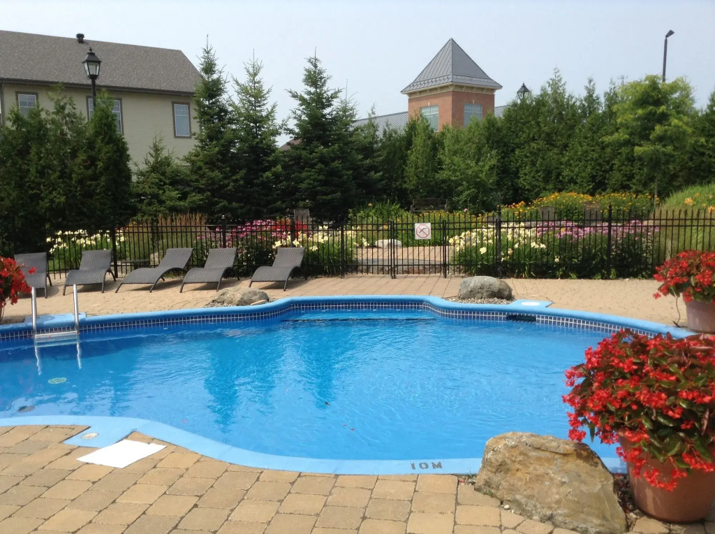 Hotel Vallea Bromont, Tapestry Collection by Hilton