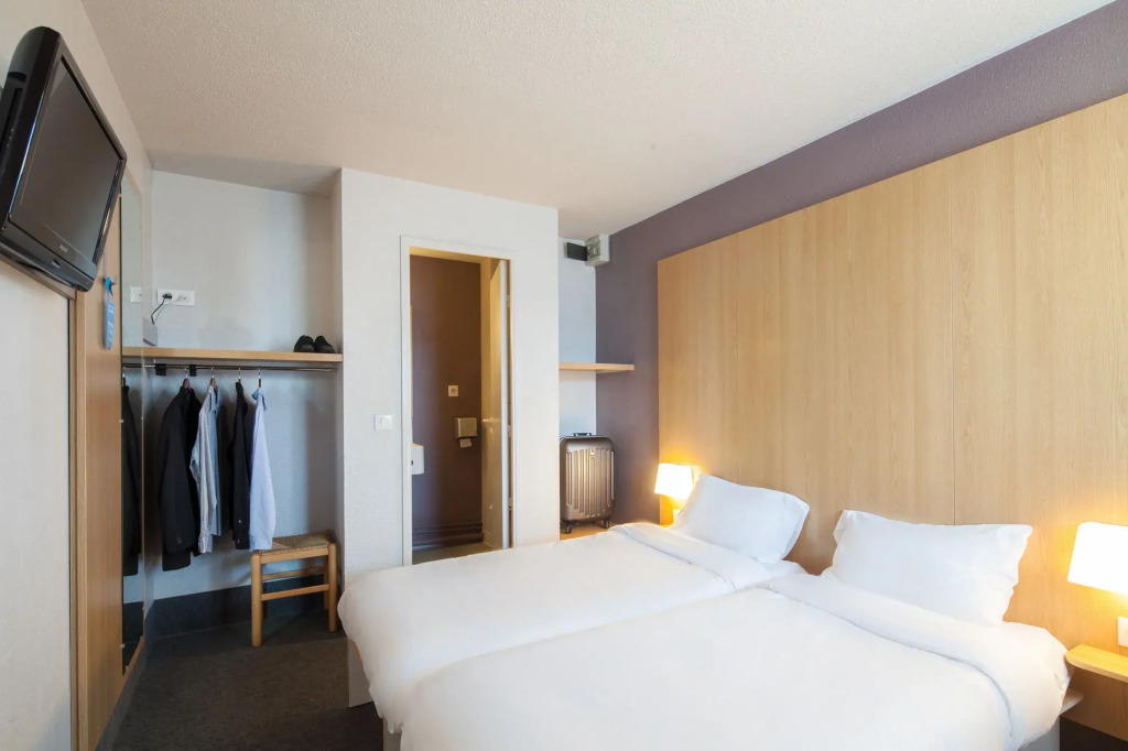 B&B HOTEL CALAIS Coquelles Tunnel sous La Manche