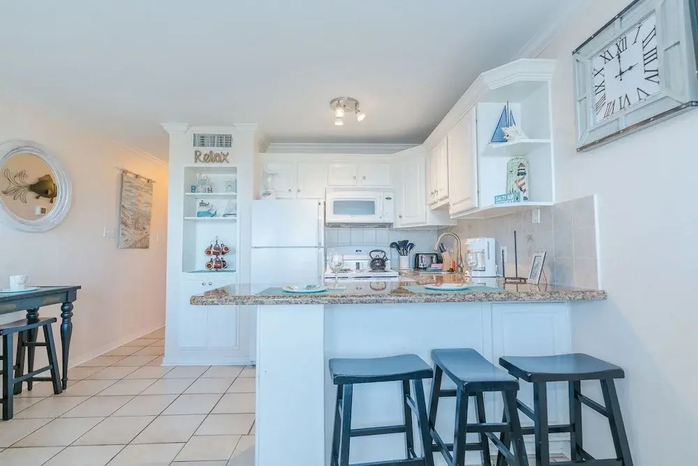 Beach Daze 1 Bedroom Condo