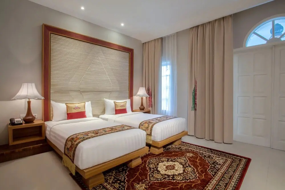 Airy Central Business District Suites by Sonder