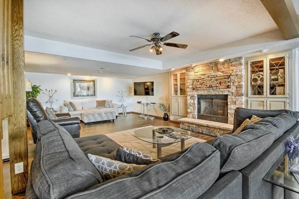 Sunrise Beach Waterfront Estate Great for Families