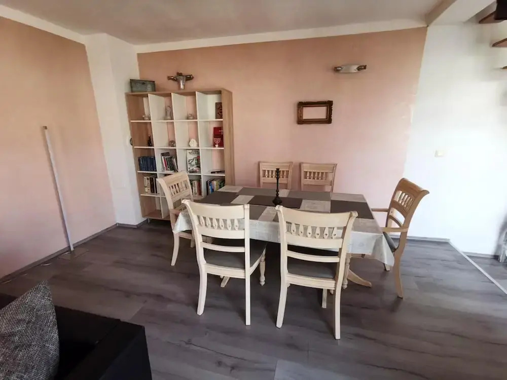 Apartment With 3 Bedrooms in Pula, With Furnished Terrace and Wifi Near the Beach