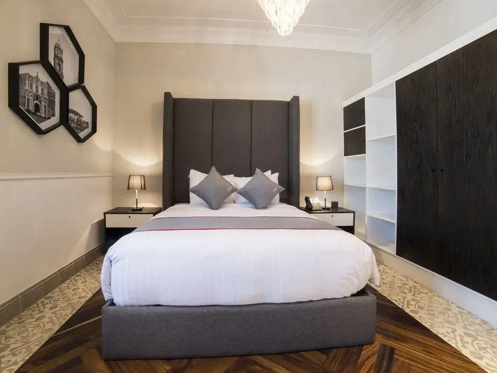 Hotel Business Real 500