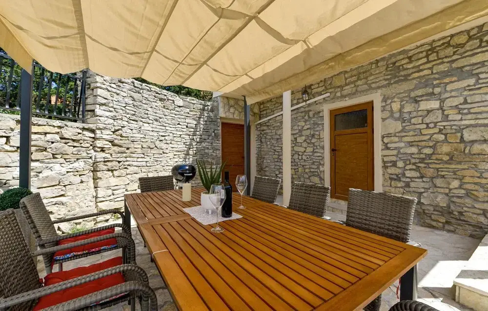 Stunning Home in Benkovac With Wifi and 3 Bedrooms