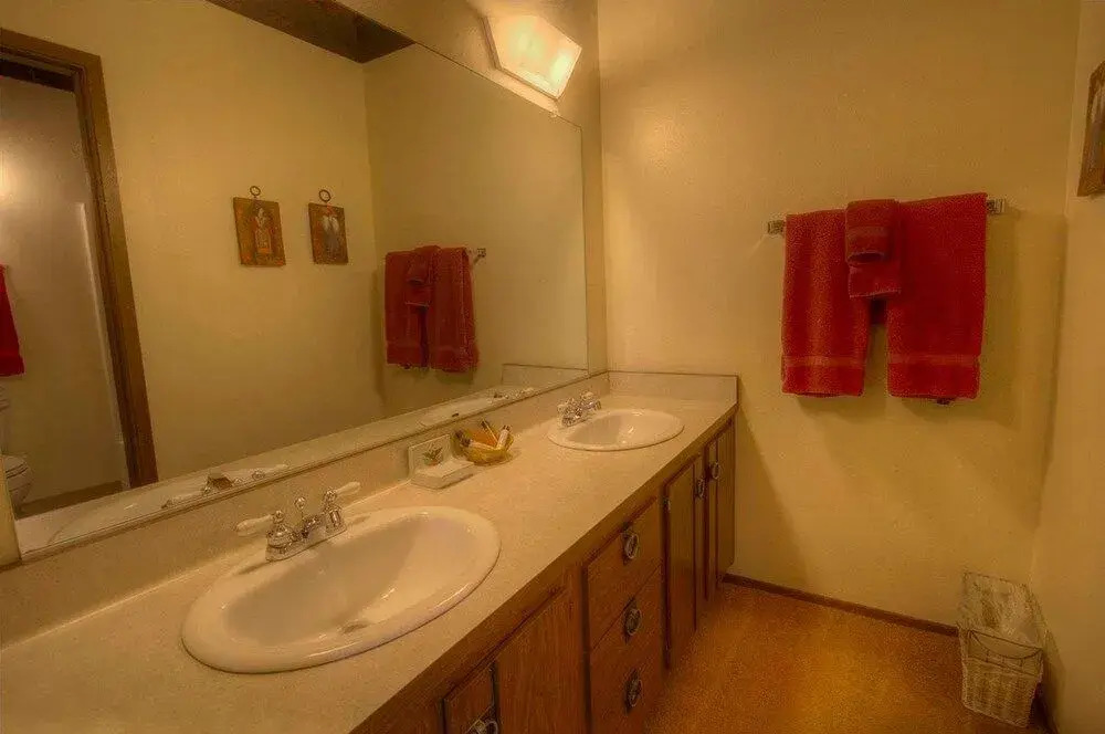 The Fall Line by Lake Tahoe Accommodations