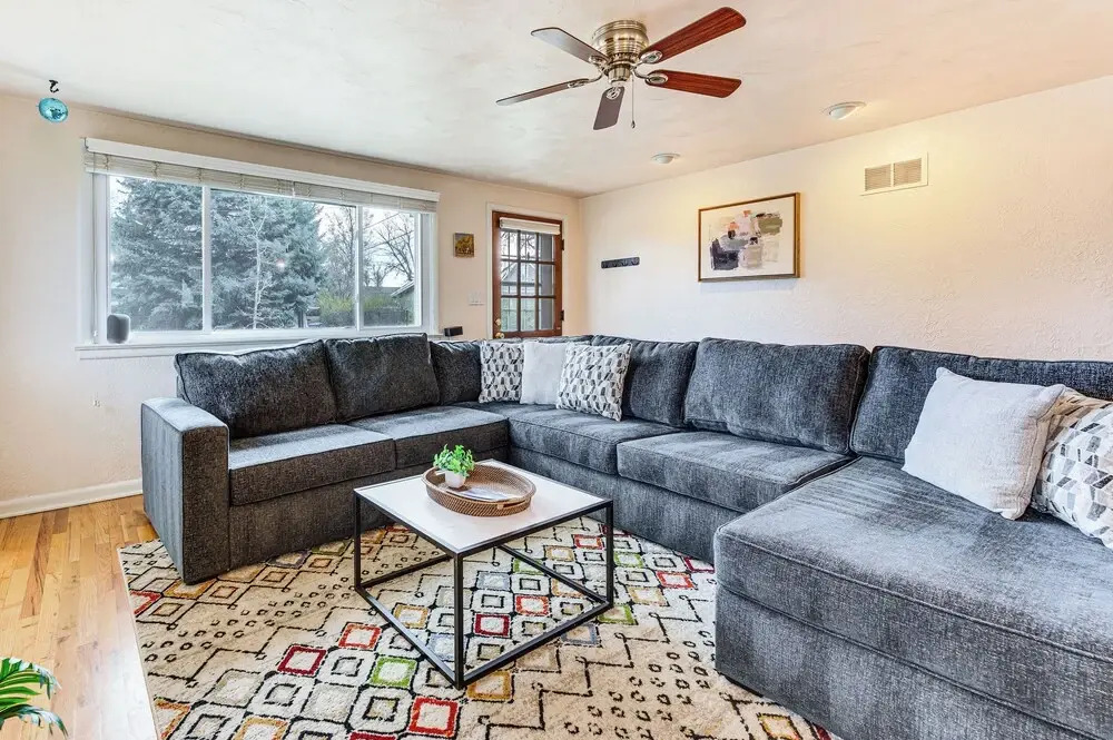 Walk to Old Town Lafayette! Cozy Couples Escape